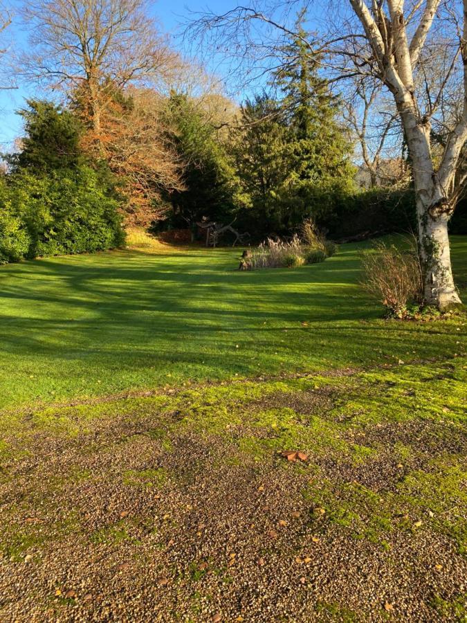 그레이트할링베리 Retreats At Stansted Manor 빌라 외부 사진